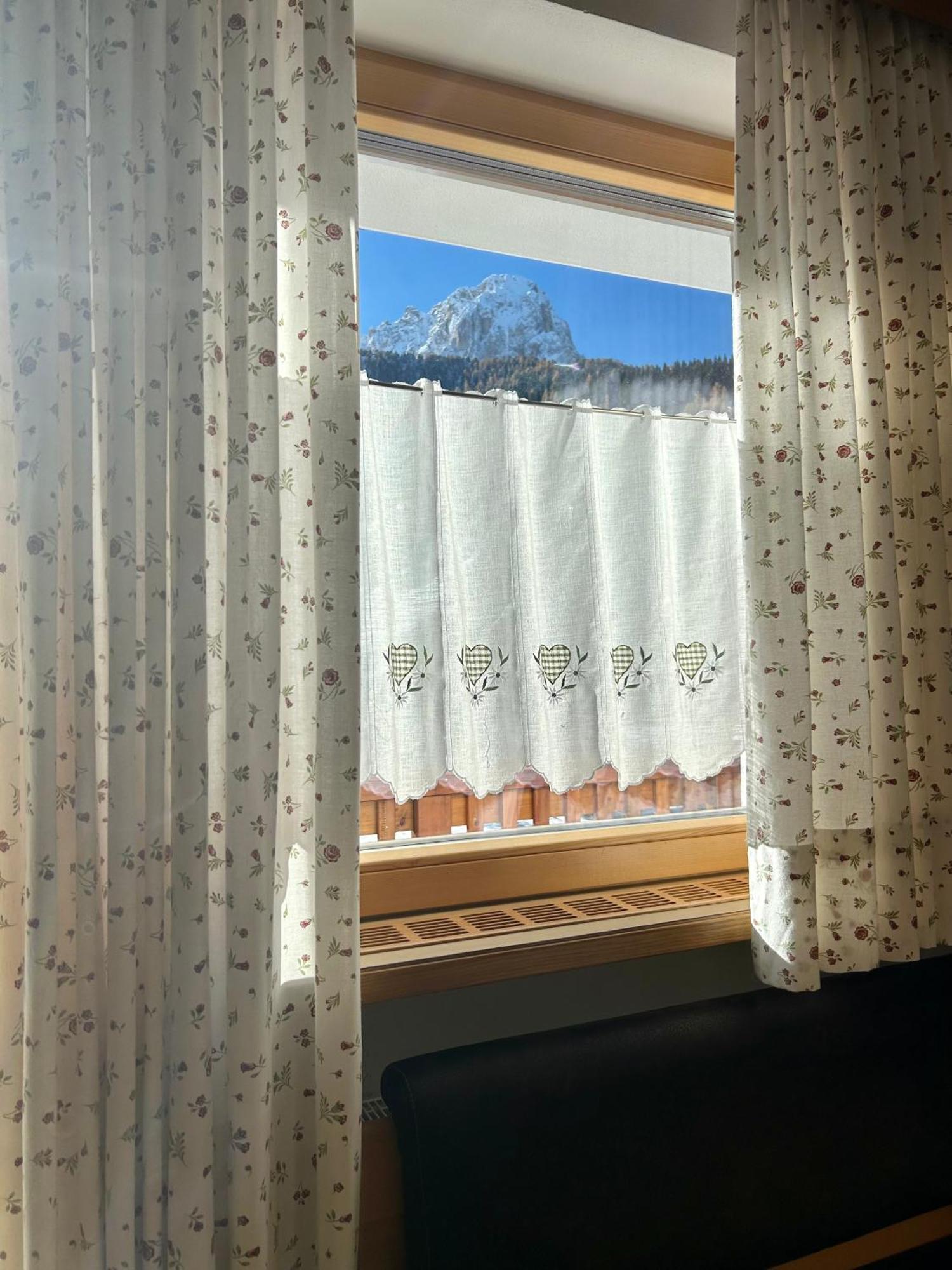 Residence Ravisa Dolomites Selva di Val Gardena Eksteriør bilde